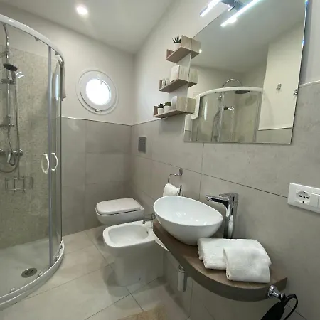 Apartamento Stupenda Mansarda Vista Mare Torre Pali