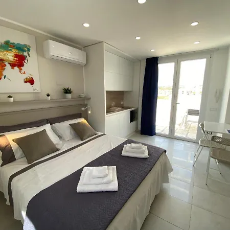 Mansarda - Sunset Διαμέρισμα Torre Pali