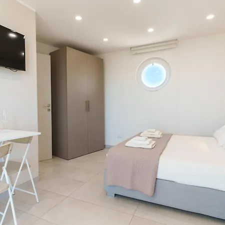 Διαμέρισμα Mansarda - Sunset Torre Pali